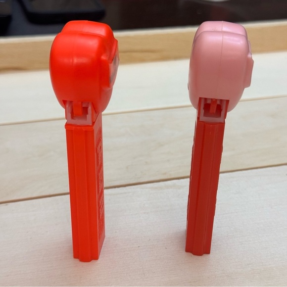 Set of 2 Happy Valentines Day Heart Pez Red Pink Vintage - Picture 4 of 10